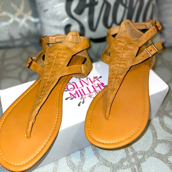 Olivia Miller Sandals Size 8!! Only worn once!!! - Picture 1 of 5
